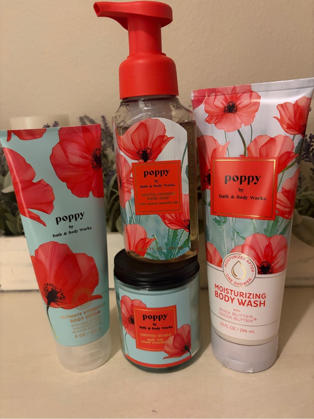 Bath & Body Works Poppy Moisturizing Body Wash & Care Set - Red, Teal